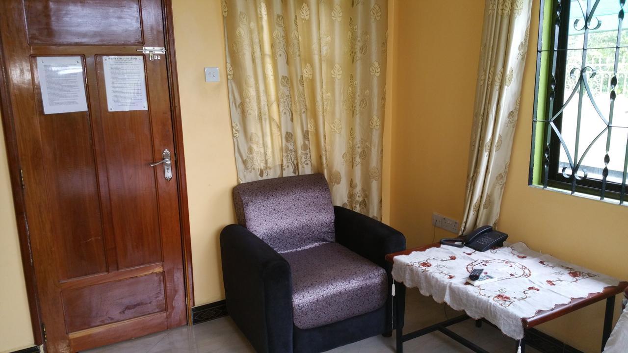 Mauya Executive Lodge Dar es Salaam Extérieur photo